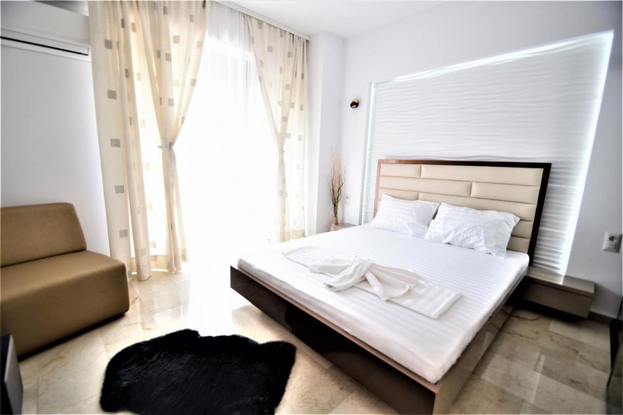 Apartament Sara Mamaia In Luxury Vila Sophia 3 Екстер'єр фото